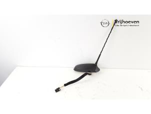 Gebruikte Antenne Opel Corsa E 1.3 CDTi 16V ecoFLEX Prijs € 25,00 Margeregeling aangeboden door Autodemontage Vrijhoeven B.V.