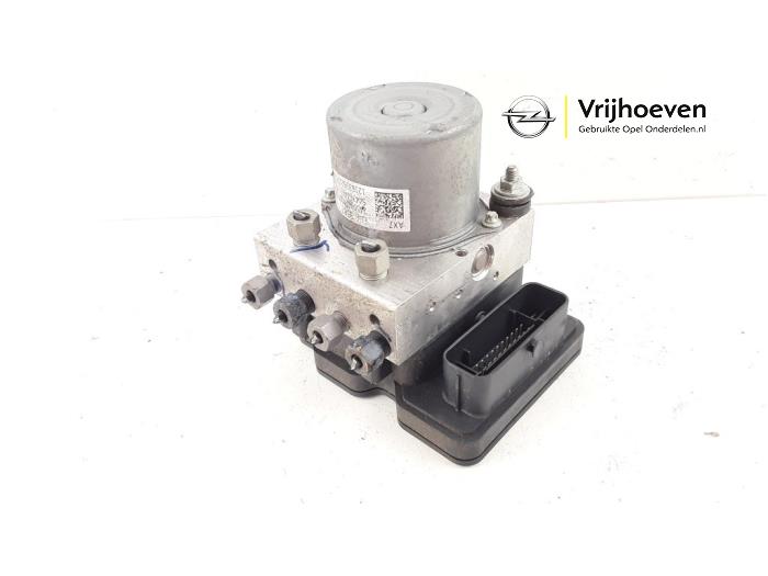 Gebruikte ABS Pomp Opel Karl 1.0 12V Prijs € 60,00 Margeregeling aangeboden door Autodemontage Vrijhoeven B.V.