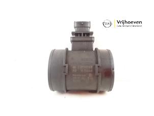 Gebruikte Luchtmassameter Opel Antara 2.0 CDTi 16V 4x4 Prijs € 15,00 Margeregeling aangeboden door Autodemontage Vrijhoeven B.V.