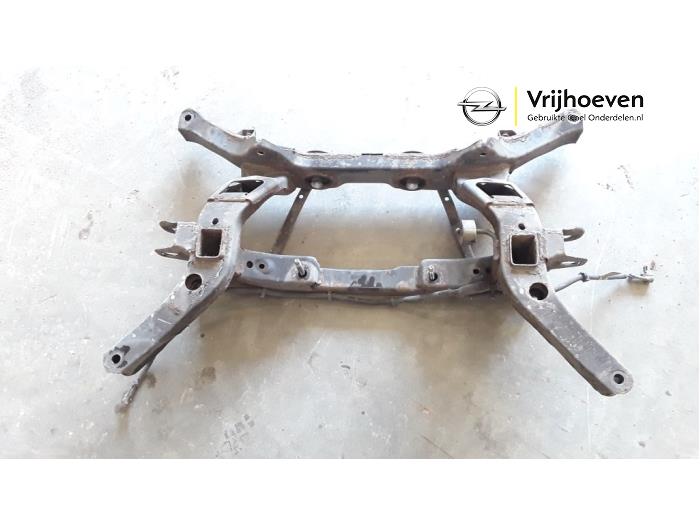 Gebruikte Subframe Opel Antara 2.0 CDTi 16V 4x4 Prijs € 75,00 Margeregeling aangeboden door Autodemontage Vrijhoeven B.V.