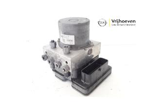 Gebruikte ABS Pomp Opel Astra K 1.0 Turbo 12V Prijs € 80,00 Margeregeling aangeboden door Autodemontage Vrijhoeven B.V.
