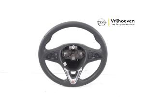 Gebruikte Stuurwiel Opel Karl 1.0 12V Prijs € 50,00 Margeregeling aangeboden door Autodemontage Vrijhoeven B.V.
