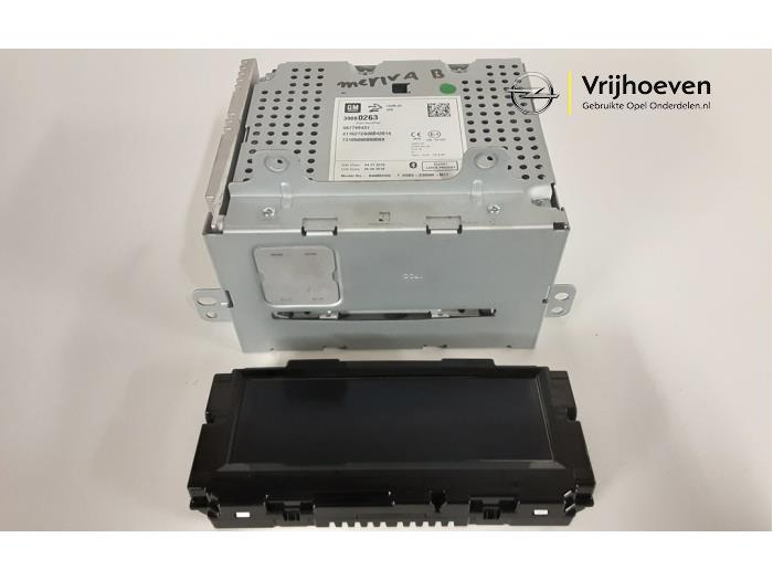 Gebruikte Radio module Opel Meriva (B) 1.4 Turbo 16V ecoFLEX Prijs € 150,00 Margeregeling aangeboden door Autodemontage Vrijhoeven B.V.