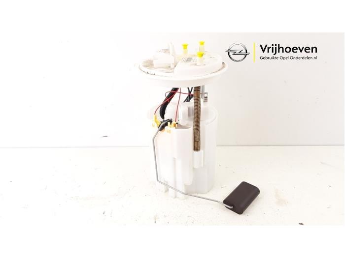 Gebruikte Tank element Pomp Opel Corsa E 1.4 16V Prijs € 40,00 Margeregeling aangeboden door Autodemontage Vrijhoeven B.V.