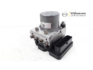 Gebruikte ABS Pomp Opel Grandland (X) 1.6 CDTi 120 Prijs € 300,00 Margeregeling aangeboden door Autodemontage Vrijhoeven B.V.