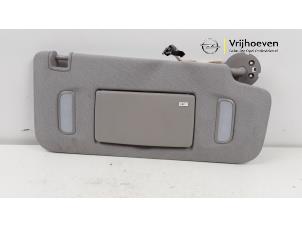 Gebruikte Zonneklep Opel Mokka/Mokka X 1.6 16V EcoFlex 4x2 Prijs € 20,00 Margeregeling aangeboden door Autodemontage Vrijhoeven B.V.