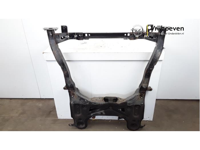 Gebruikte Subframe Opel Mokka/Mokka X 1.6 16V EcoFlex 4x2 Prijs € 70,00 Margeregeling aangeboden door Autodemontage Vrijhoeven B.V.