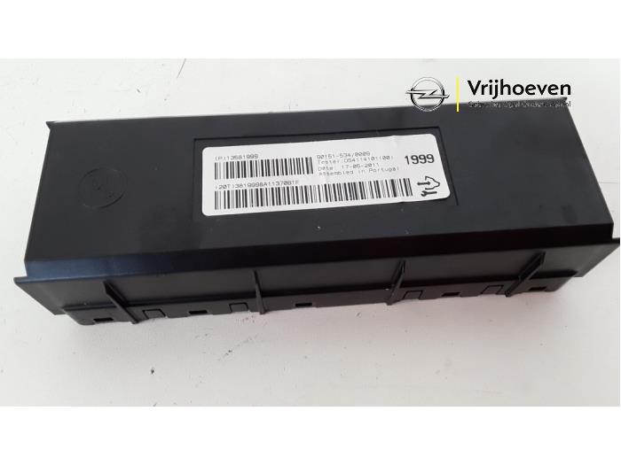 Computer Kachel van een Opel Astra J Sports Tourer (PD8/PE8/PF8) 1.4 16V ecoFLEX 2011