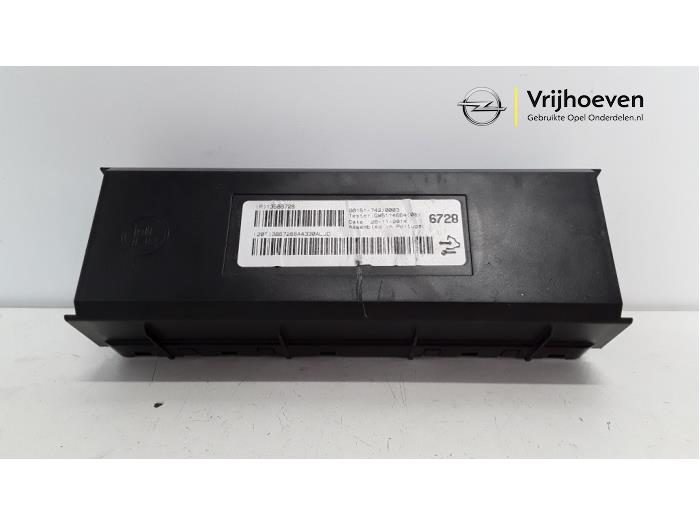 Gebruikte Computer Kachel Opel Cascada 1.4 Turbo 16V Prijs € 40,00 Margeregeling aangeboden door Autodemontage Vrijhoeven B.V.