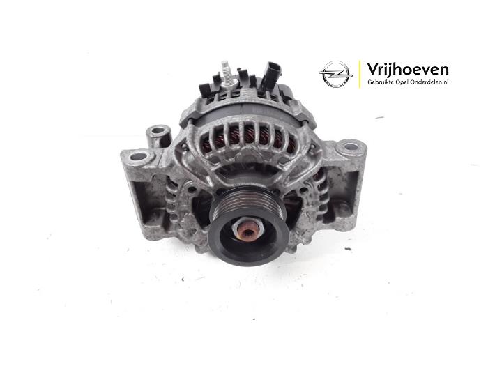 Dynamo van een Opel Astra K 1.0 SIDI Turbo 12V 2017