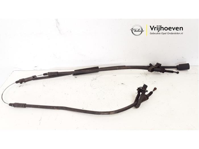 Gebruikte Handrem Kabel Opel Cascada 1.4 Turbo 16V Prijs € 30,00 Margeregeling aangeboden door Autodemontage Vrijhoeven B.V.