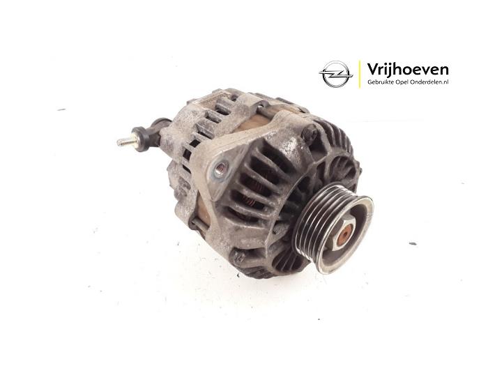 Gebruikte Dynamo Opel Agila (B) 1.2 16V Prijs € 30,00 Margeregeling aangeboden door Autodemontage Vrijhoeven B.V.