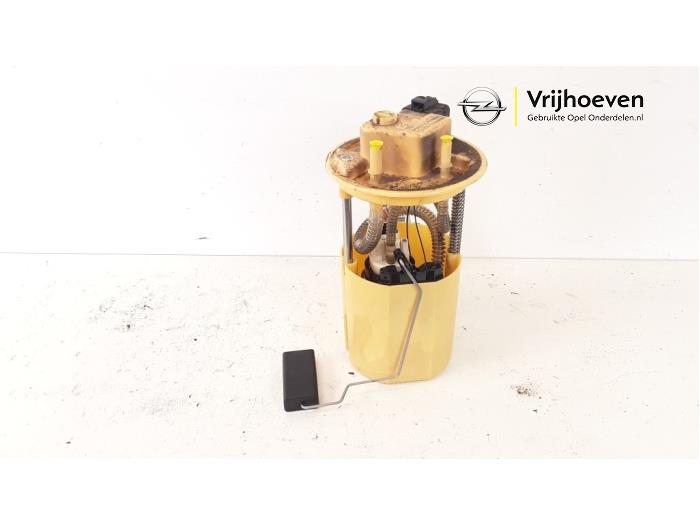Gebruikte Tank element Pomp Opel Corsa D 1.3 CDTi 16V ecoFLEX Prijs € 35,00 Margeregeling aangeboden door Autodemontage Vrijhoeven B.V.