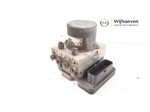 Gebruikte ABS Pomp Opel Astra K 1.4 Turbo 16V Prijs € 80,00 Margeregeling aangeboden door Autodemontage Vrijhoeven B.V.