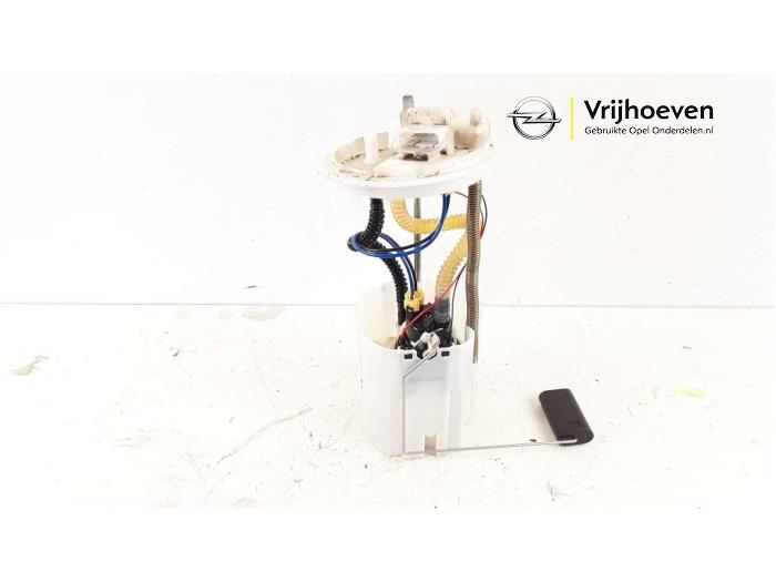 Gebruikte Tank element Pomp Opel Combo 1.3 CDTI 16V ecoFlex Prijs € 30,00 Margeregeling aangeboden door Autodemontage Vrijhoeven B.V.