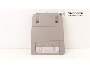 Gebruikte Binnenverlichting voor Opel Astra J Sports Tourer (PD8/PE8/PF8) 1.4 Turbo 16V Prijs € 20,00 Margeregeling aangeboden door Autodemontage Vrijhoeven B.V.