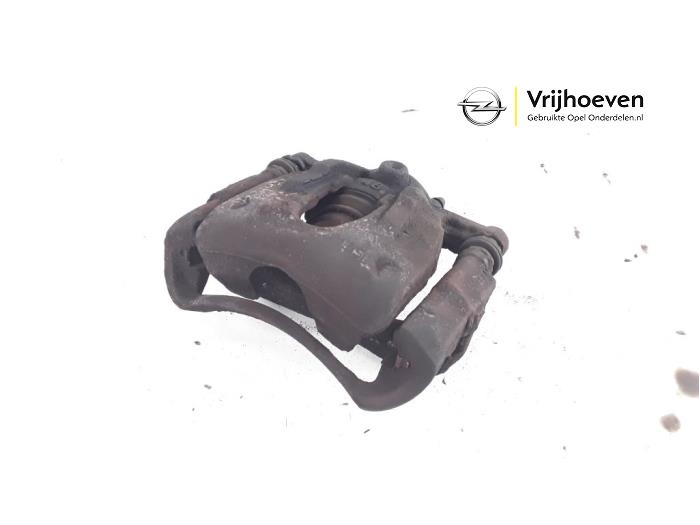 Remklauw (Tang) links-voor van een Opel Corsa C (F08/68) 1.2 16V Twin Port 2005