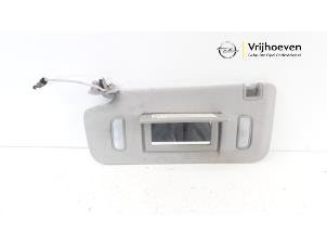 Gebruikte Zonneklep Opel Mokka/Mokka X 1.6 16V EcoFlex 4x2 Prijs € 20,00 Margeregeling aangeboden door Autodemontage Vrijhoeven B.V.