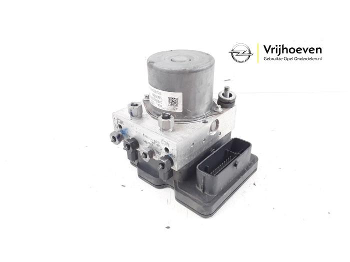 Gebruikte ABS Pomp Opel Karl 1.0 12V Prijs € 70,00 Margeregeling aangeboden door Autodemontage Vrijhoeven B.V.