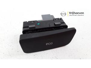 Gebruikte Start/Stop schakelaar Opel Mokka/Mokka X 1.6 16V EcoFlex 4x2 Prijs € 10,00 Margeregeling aangeboden door Autodemontage Vrijhoeven B.V.