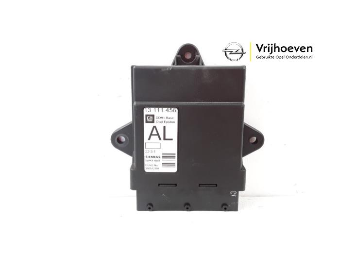 Gebruikte Deur module Opel Vectra C GTS 1.8 16V Prijs € 25,00 Margeregeling aangeboden door Autodemontage Vrijhoeven B.V.