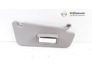 Gebruikte Zonneklep Opel Meriva 1.4 Turbo 16V ecoFLEX Prijs € 20,00 Margeregeling aangeboden door Autodemontage Vrijhoeven B.V.