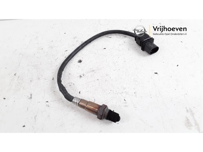 Gebruikte Lambda Sonde Opel Astra J (PC6/PD6/PE6/PF6) 2.0 CDTI 16V 165 Ecotec Prijs € 20,00 Margeregeling aangeboden door Autodemontage Vrijhoeven B.V.