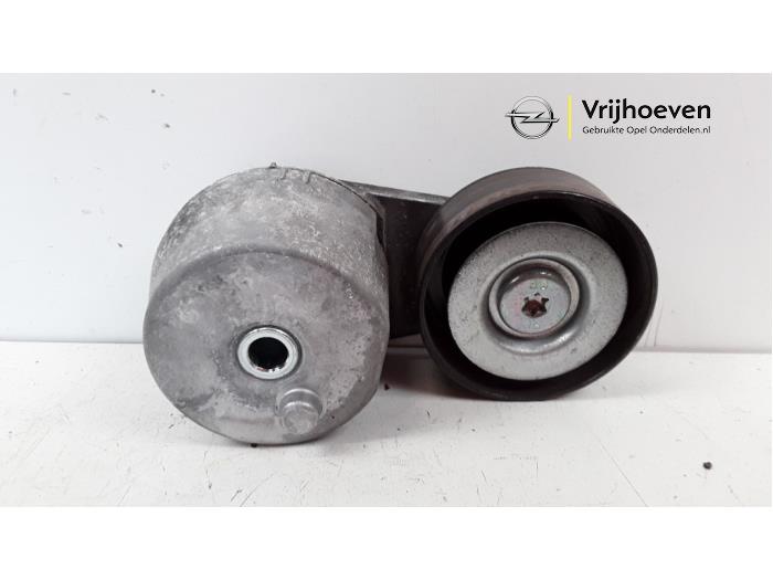 Gebruikte Spanner multiriem Opel Karl 1.0 12V Prijs € 10,00 Margeregeling aangeboden door Autodemontage Vrijhoeven B.V.