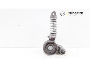 Gebruikte Spanner multiriem Opel Adam 1.2 16V Prijs € 20,00 Margeregeling aangeboden door Autodemontage Vrijhoeven B.V.