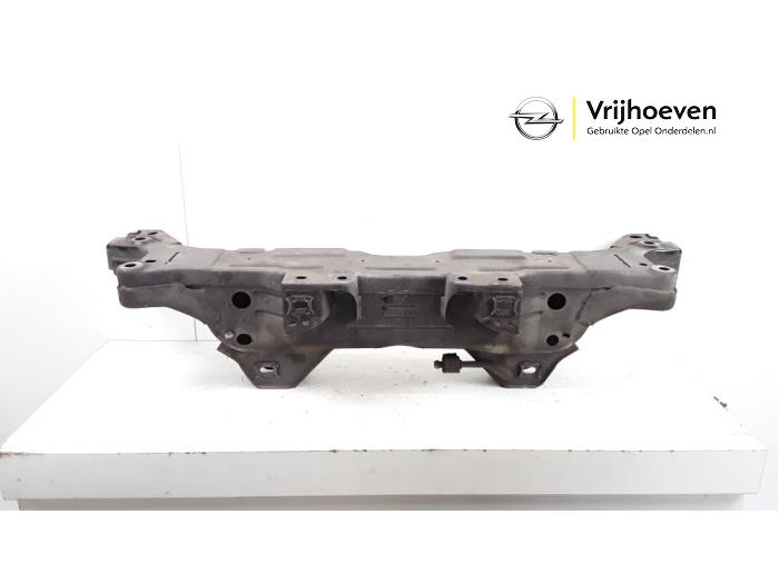 Gebruikte Subframe Opel Insignia Grand Sport 1.5 Turbo 16V 165 Prijs € 90,00 Margeregeling aangeboden door Autodemontage Vrijhoeven B.V.