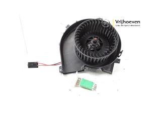 Gebruikte Blower Opel Corsa C (F08/68) 1.4 16V Prijs € 35,00 Margeregeling aangeboden door Autodemontage Vrijhoeven B.V.