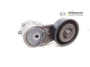 Gebruikte Spanner multiriem Opel Corsa C (F08/68) 1.4 16V Prijs € 20,00 Margeregeling aangeboden door Autodemontage Vrijhoeven B.V.