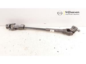 Gebruikte Stuurkolomas Opel Corsa E 1.2 16V Prijs € 20,00 Margeregeling aangeboden door Autodemontage Vrijhoeven B.V.