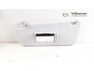 Gebruikte Zonneklep Opel Corsa E 1.0 SIDI Turbo 12V Prijs € 20,00 Margeregeling aangeboden door Autodemontage Vrijhoeven B.V.