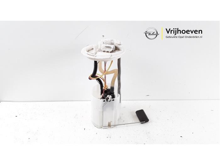Brandstofpomp Elektrisch van een Opel Combo 1.3 CDTI 16V ecoFlex 2015