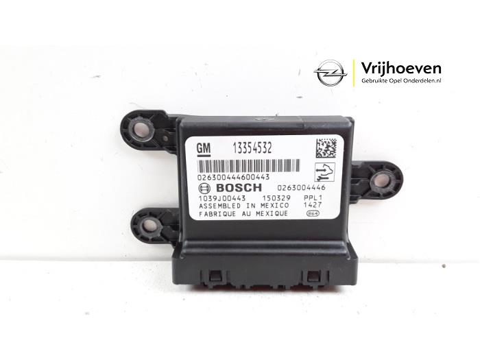 Gebruikte PDC Module Opel Mokka/Mokka X 1.6 CDTI 16V 4x2 Prijs € 35,00 Margeregeling aangeboden door Autodemontage Vrijhoeven B.V.