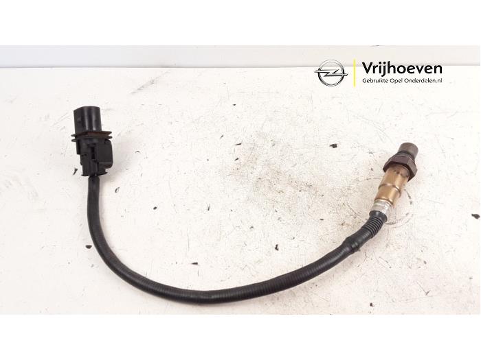 Gebruikte Lambda Sonde Opel Zafira Tourer (P12) 2.0 CDTI 16V 165 Ecotec Prijs € 20,00 Margeregeling aangeboden door Autodemontage Vrijhoeven B.V.
