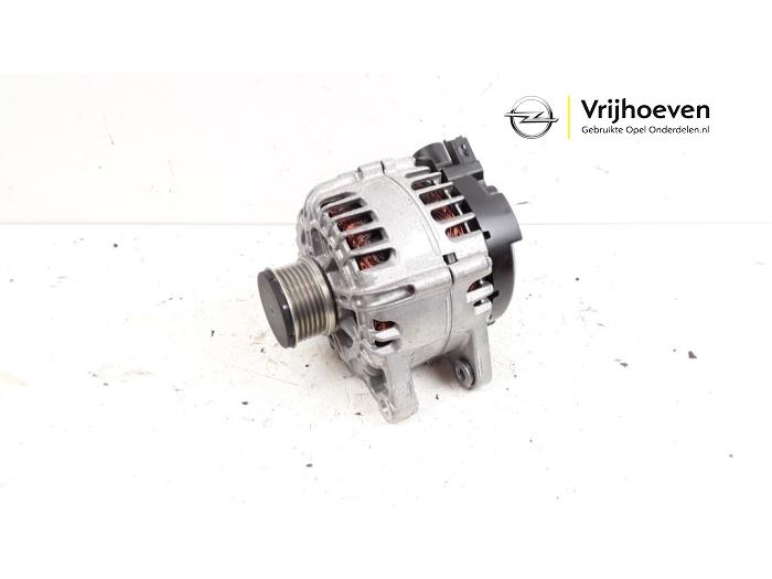 Gebruikte Dynamo Opel Corsa F (UB/UH/UP) 1.2 12V 100 Prijs € 50,00 Margeregeling aangeboden door Autodemontage Vrijhoeven B.V.