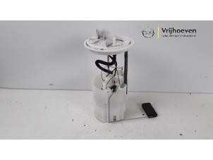 Gebruikte Tank element Pomp Opel Meriva 1.4 16V Ecotec Prijs € 50,00 Margeregeling aangeboden door Autodemontage Vrijhoeven B.V.
