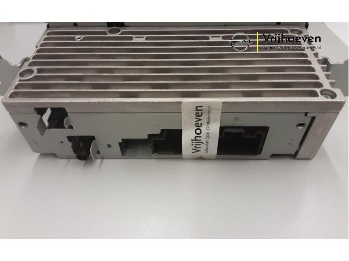 Radio module van een Opel Karl 1.0 12V 2015