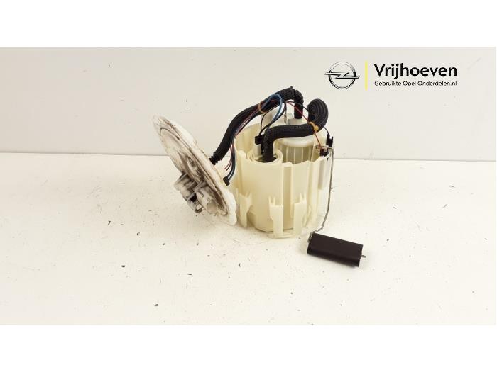 Gebruikte Tank element Pomp Opel Astra H Twin Top (L67) 1.8 16V Prijs € 25,00 Margeregeling aangeboden door Autodemontage Vrijhoeven B.V.