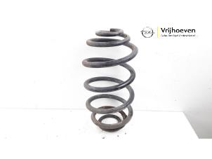 Gebruikte Schroefveer achter Opel Meriva 1.6 Prijs € 10,00 Margeregeling aangeboden door Autodemontage Vrijhoeven B.V.