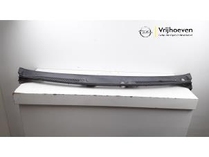 Gebruikte Paravent Opel Agila (A) 1.2 16V Prijs € 25,00 Margeregeling aangeboden door Autodemontage Vrijhoeven B.V.