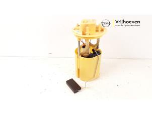 Gebruikte Tank element Pomp Opel Corsa E 1.3 CDTi 16V ecoFLEX Prijs € 35,00 Margeregeling aangeboden door Autodemontage Vrijhoeven B.V.