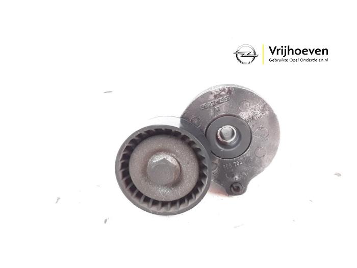 Gebruikte Spanner multiriem Opel Corsa E 1.3 CDTi 16V ecoFLEX Prijs € 30,00 Margeregeling aangeboden door Autodemontage Vrijhoeven B.V.