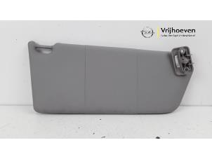 Gebruikte Zonneklep Opel Astra H (L48) 1.4 16V Twinport Prijs € 15,00 Margeregeling aangeboden door Autodemontage Vrijhoeven B.V.