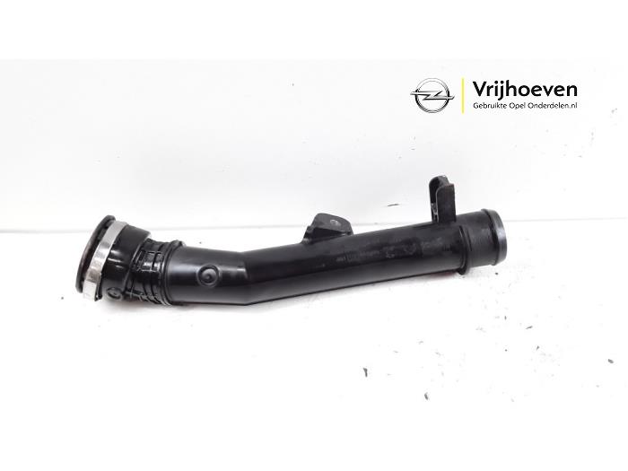 Gebruikte Intercooler Buis Opel Corsa F (UB/UH/UP) 1.5 CDTI 100 Prijs € 25,00 Margeregeling aangeboden door Autodemontage Vrijhoeven B.V.
