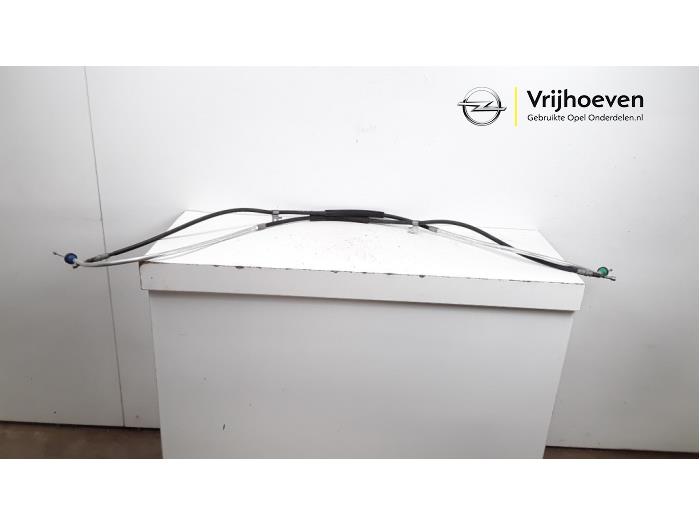 Gebruikte Handrem Kabel Opel Corsa F (UB/UH/UP) 1.5 CDTI 100 Prijs € 35,00 Margeregeling aangeboden door Autodemontage Vrijhoeven B.V.