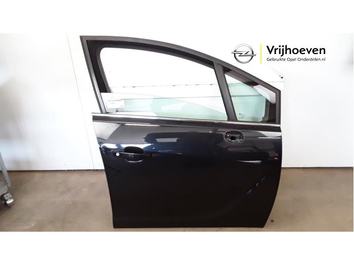 Portier 4Deurs rechts-voor van een Opel Meriva 1.4 16V Ecotec 2014