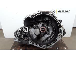 Gebruikte Versnellingsbak Opel Corsa C (F08/68) 1.4 16V Prijs € 100,00 Margeregeling aangeboden door Autodemontage Vrijhoeven B.V.